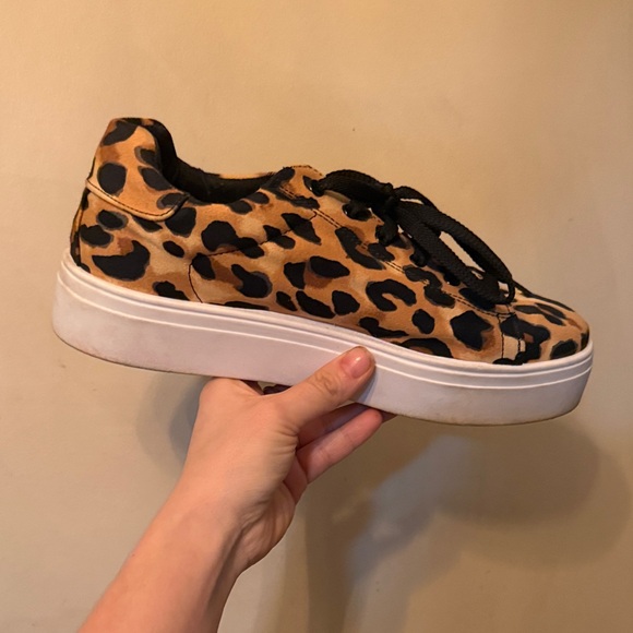 Leopard Print Platform Sneakers - Animal Print Lace-Up Shoes - Picture 4 of 6